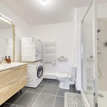 Apartman Luxury New - Equipped - Up To 4 Persons - Parking Rue Gratuit - M8 - Rerd - Paris 10mn - Mobility Lease