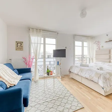 Luxury New - Equipped - Up To 4 Persons - Parking Rue Gratuit - M8 - Rerd - Paris 10mn - Mobility Lease